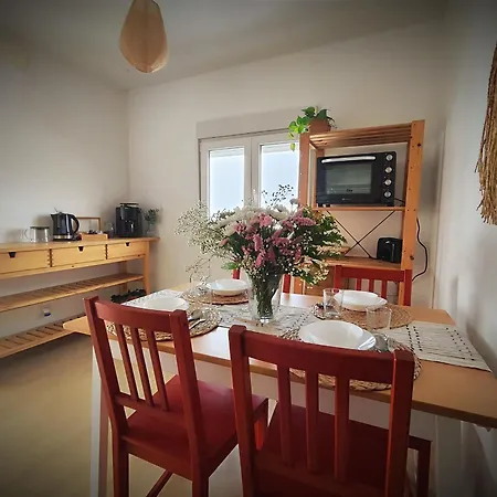 Nueve Pies Surf Casita *