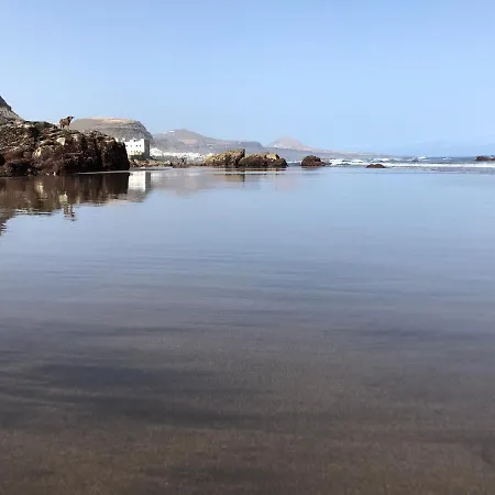Nueve Pies Surf House * Лас-Пальмас-де-Гран-Канария