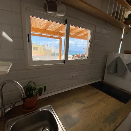 Nueve Pies Surf House Лас-Пальмас-де-Гран-Канария