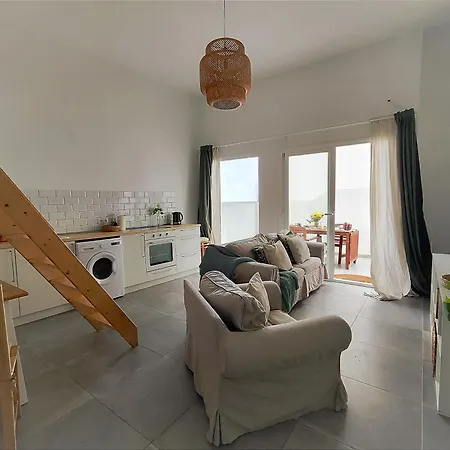 Апартаменты Nueve Pies Surf House *