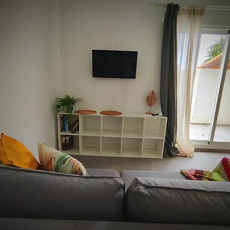 Nueve Pies Surf House Лас-Пальмас-де-Гран-Канария