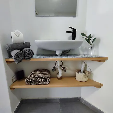 Nueve Pies Surf House Апартаменты *